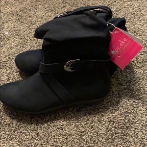 Girls cupcake boots size 3